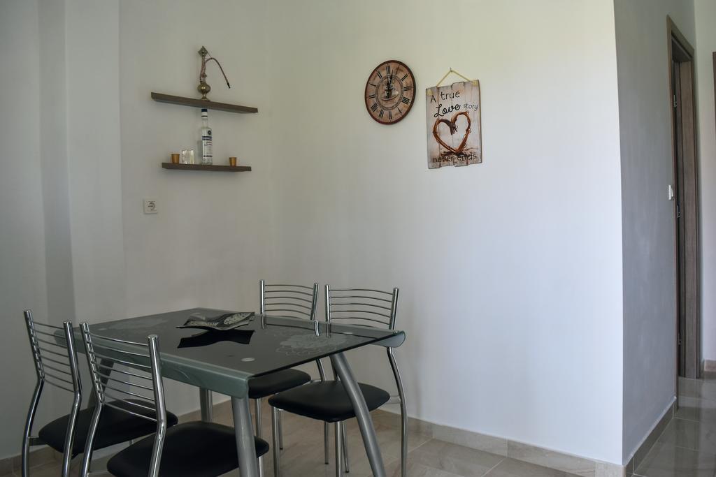 Mirsini Apartments Agios Georgios  Exteriör bild